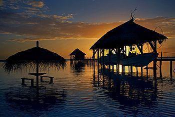 Havaiki Pearl Lodge Факарава Экстерьер фото